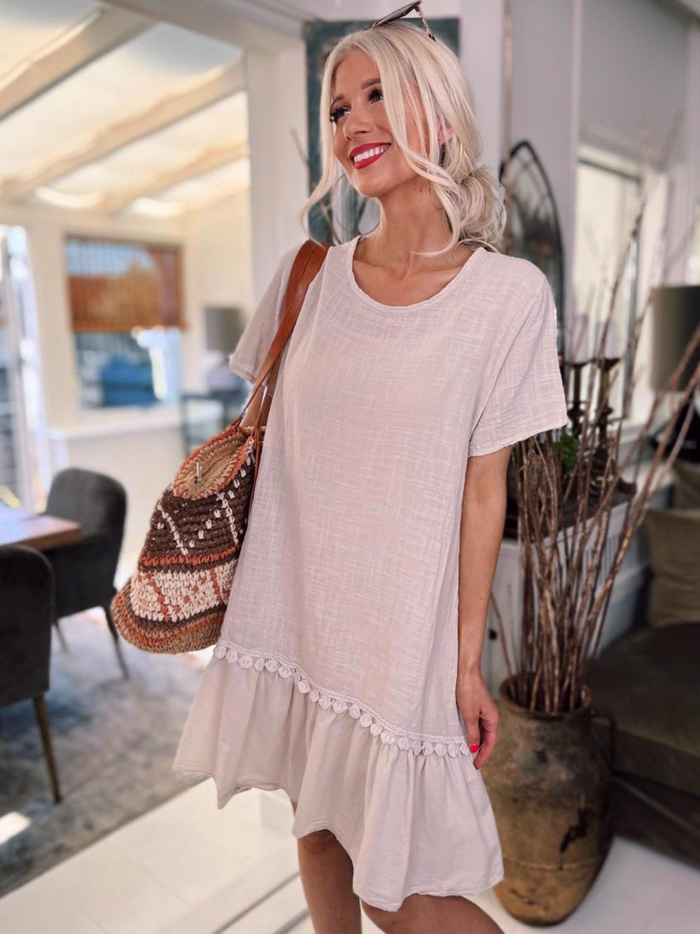 Stacia - Klänning i linne-liknande tyg